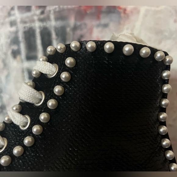 NEVER WORN STUART WEITZMAN Pearl Laced High-Top Sneaker - Picture 11 of 14